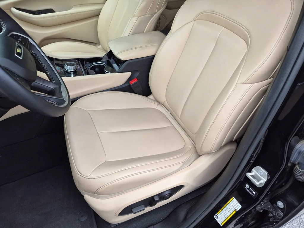 Used 2023 Black Jeep Limited image 22