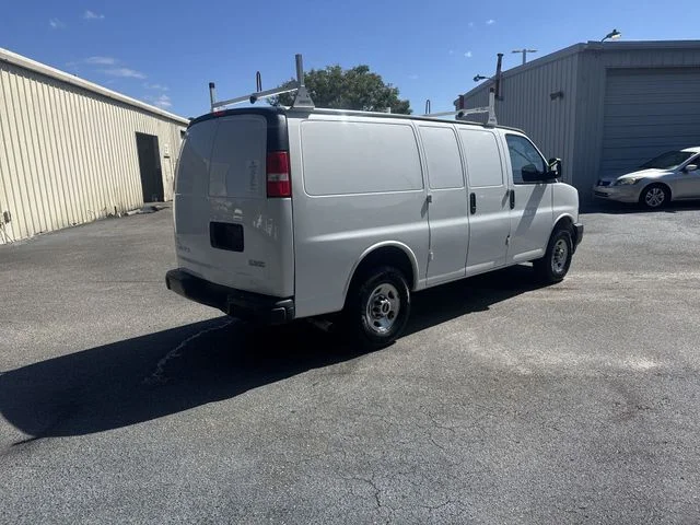 Used 2023 White GMC Work Van image 5