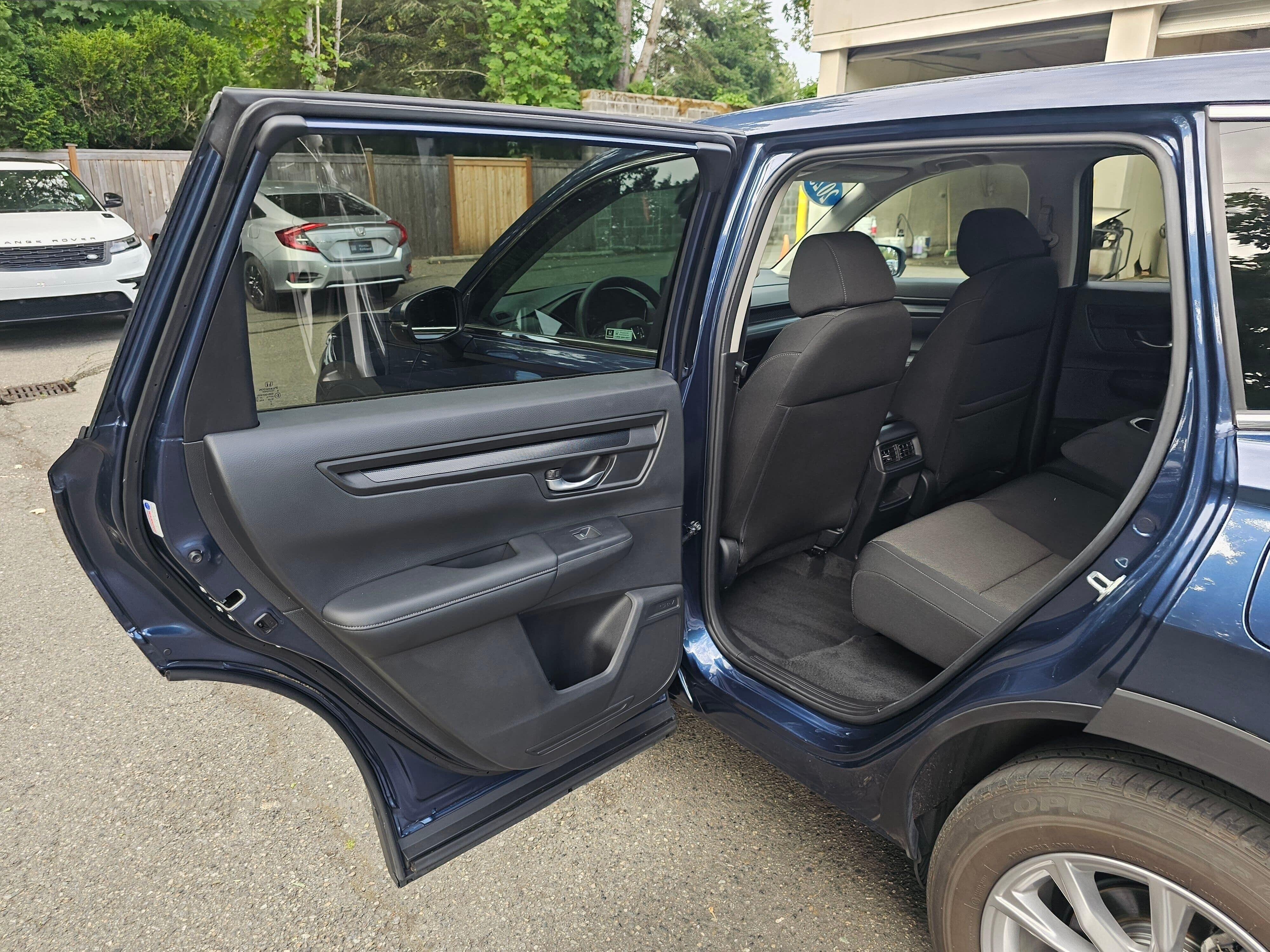Used 2023 Canyon River Blue Metallic Honda EX image 16