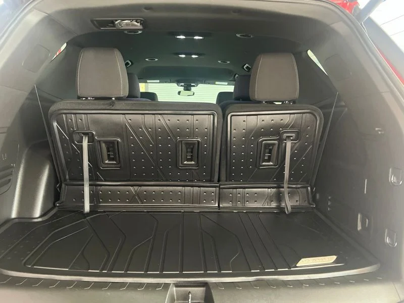 Used 2023 Red Chevrolet LT image 8