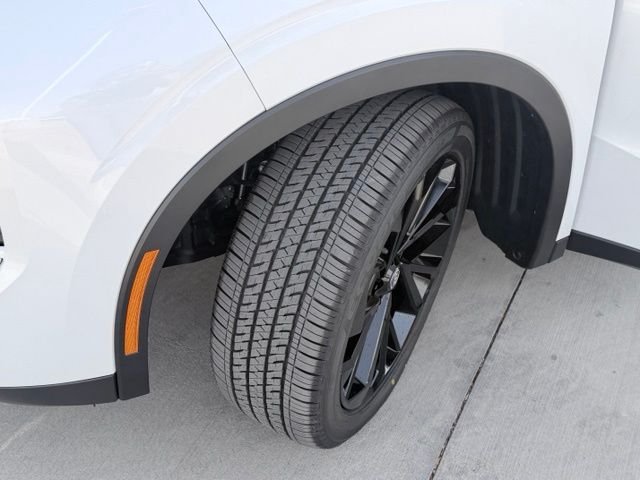 New 2026 White Nissan SL image 35