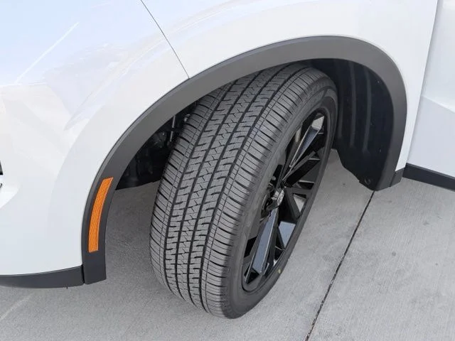 New 2026 White Nissan SL image 35