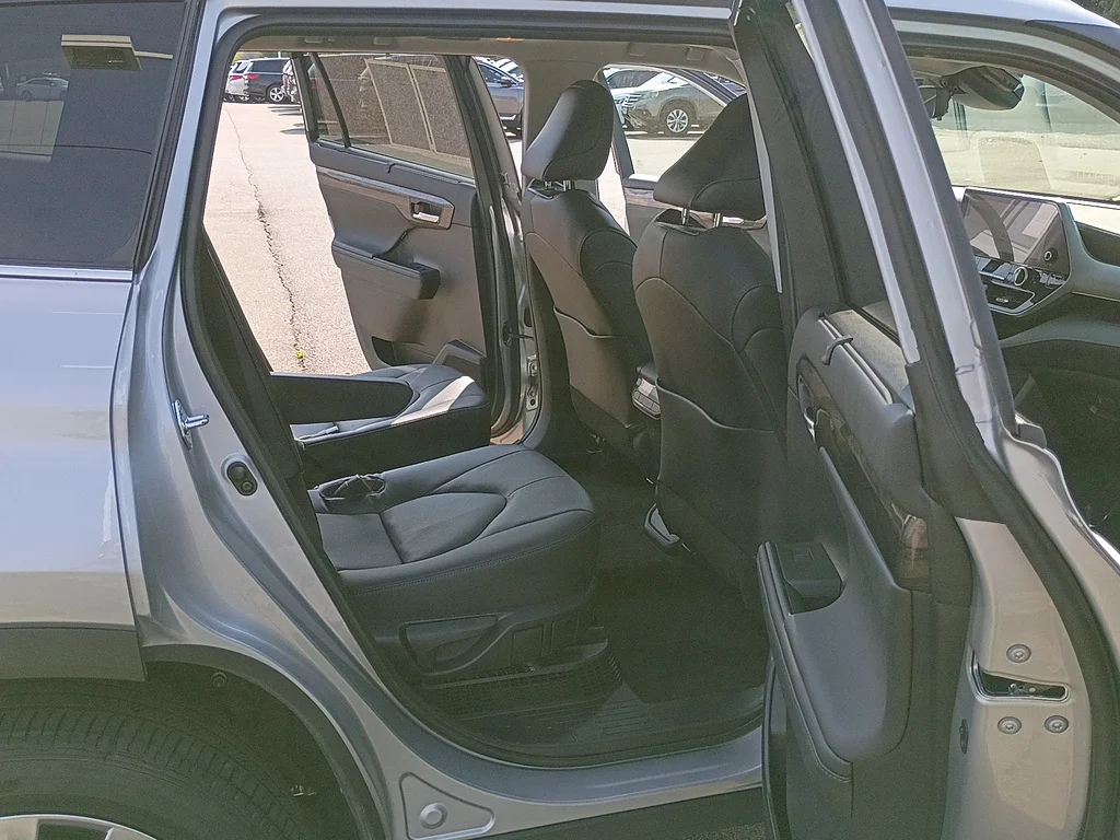 Used 2023 Celestial Silver Metallic Toyota Platinum image 16