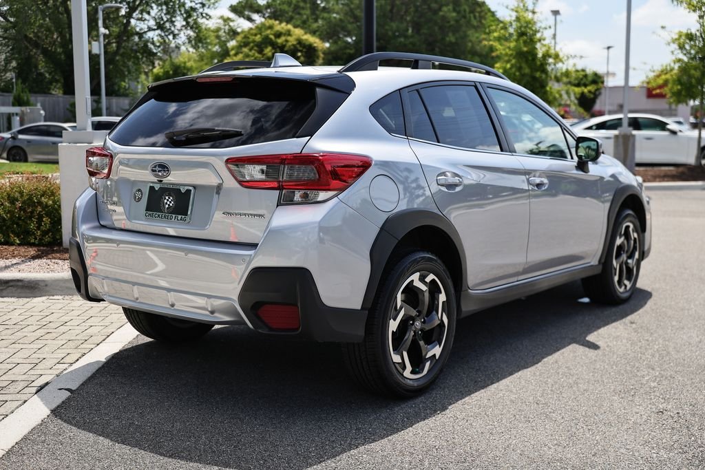 Used 2023 Ice Silver Metallic Subaru Limited image 7