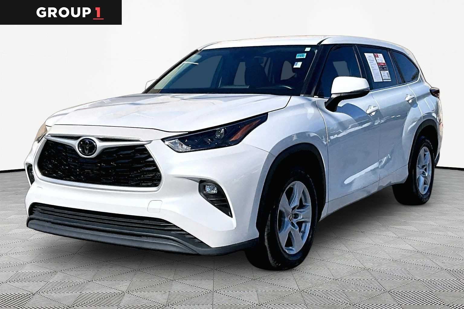 2023 Toyota Highlander LE