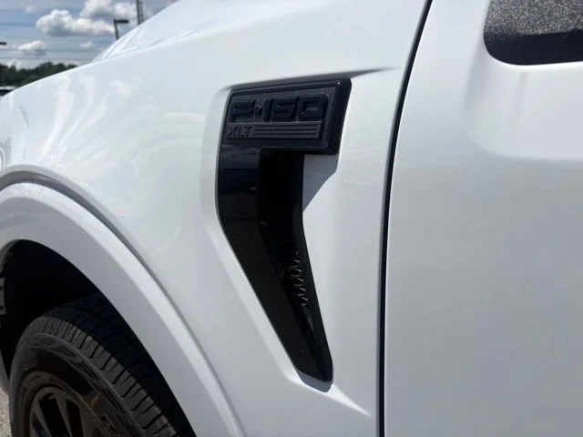 New 2026 White Ford XLT image 15