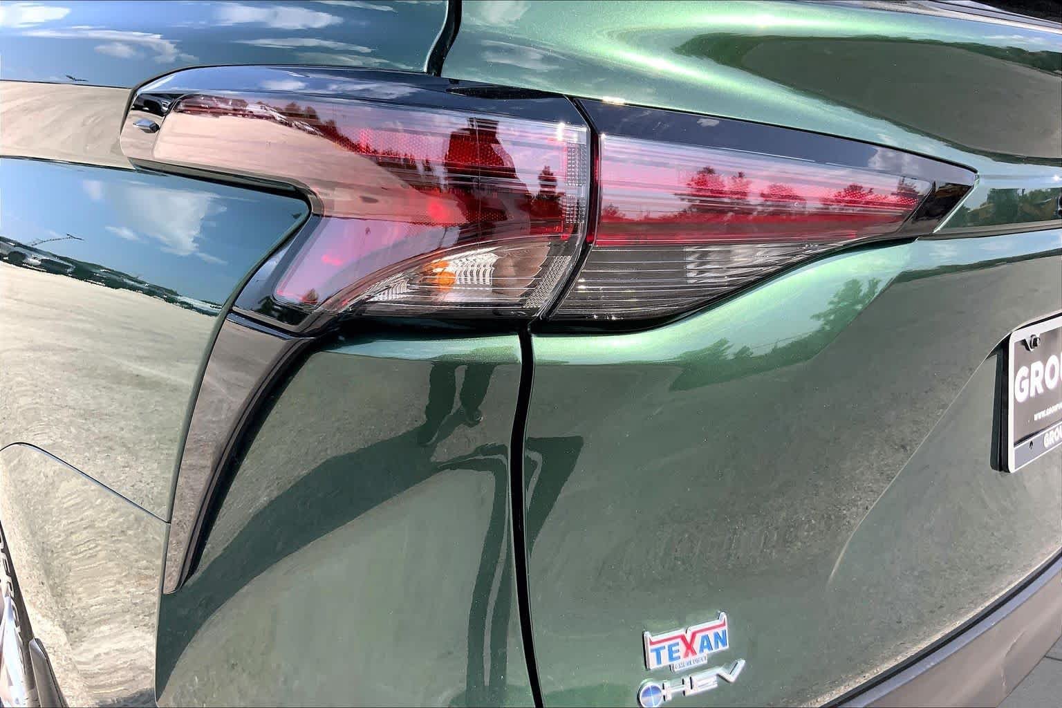 Used 2025 Cypress Toyota LE image 28