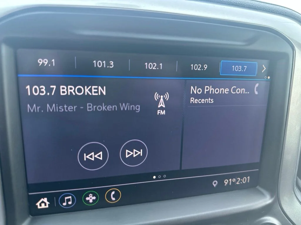 Used 2020 Silver Chevrolet LT image 15