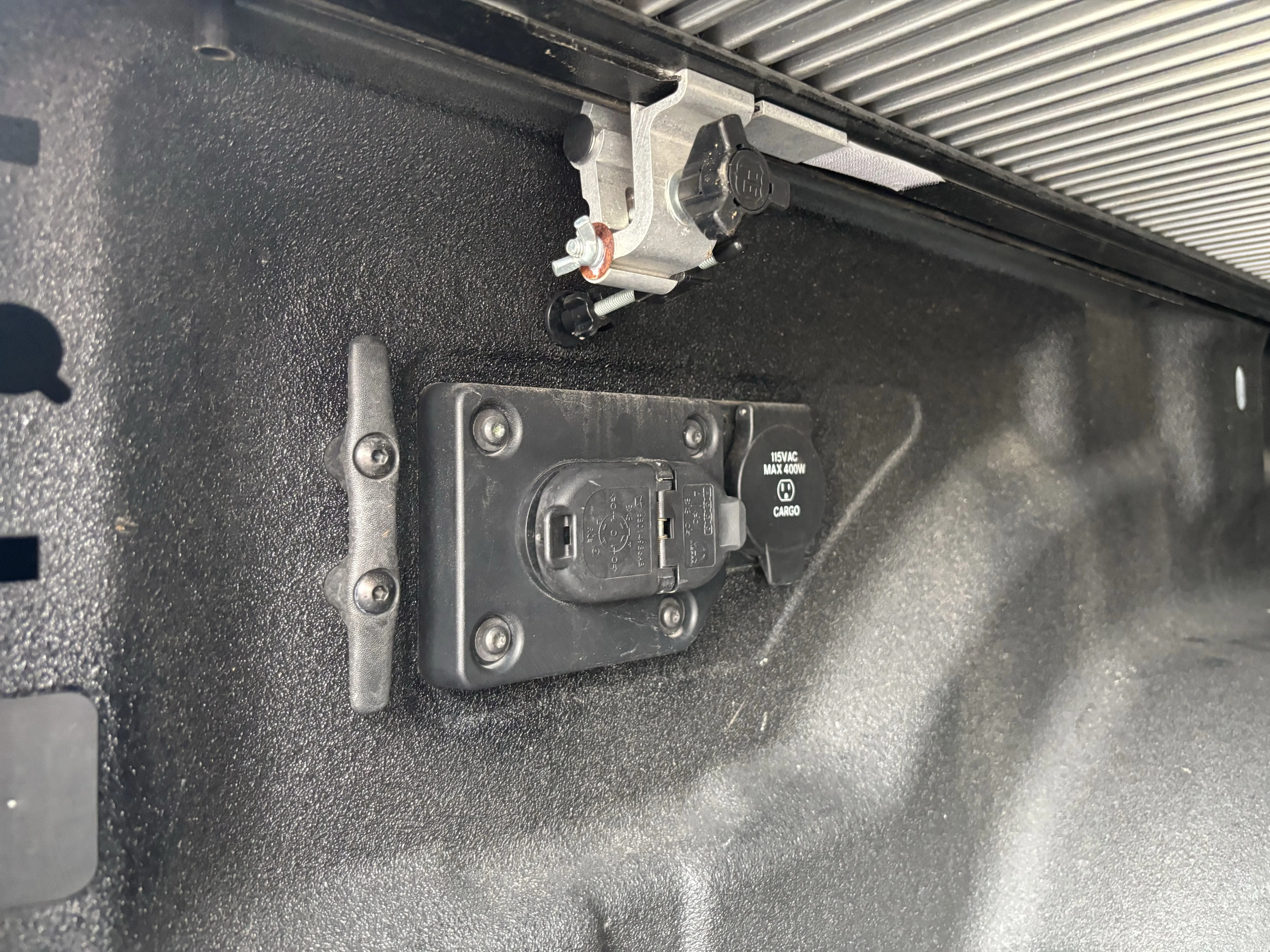 Used 2021 Granite Crystal Clearcoat Metallic Ram Laramie image 31