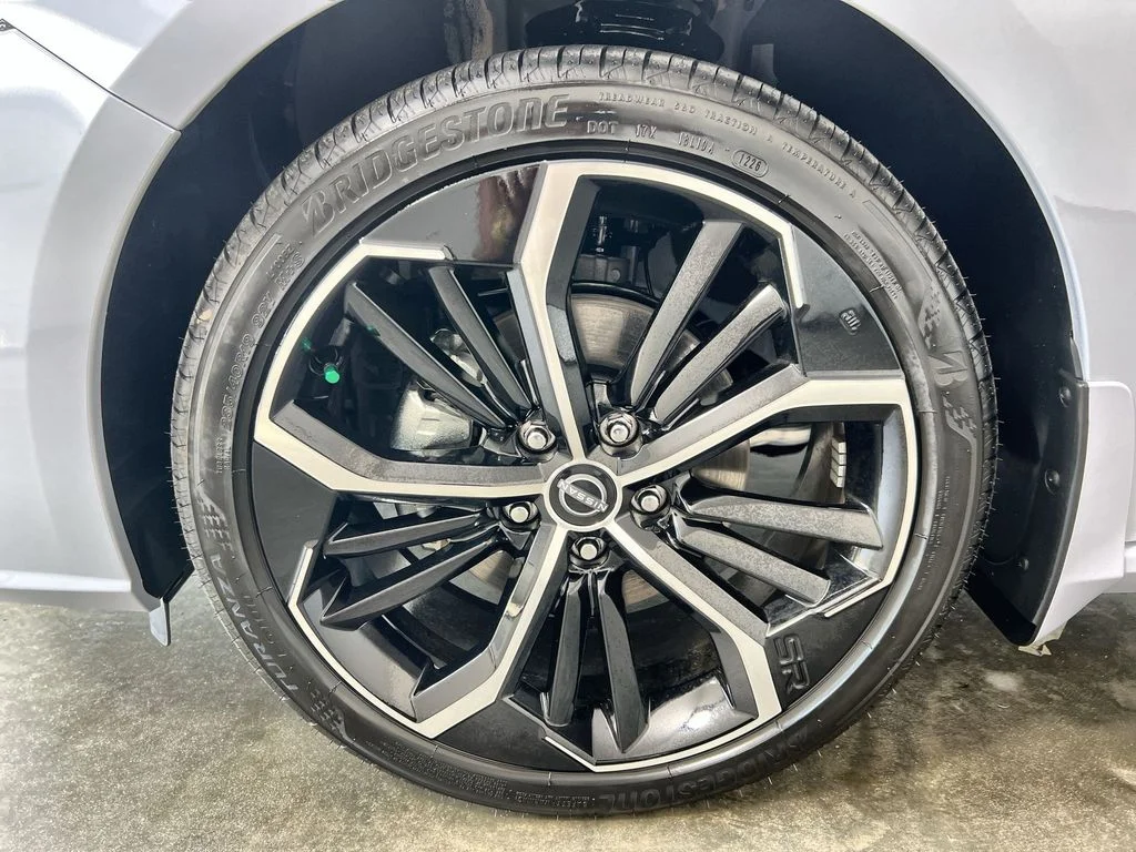 New 2026 Gray Nissan 2.5 SR image 19