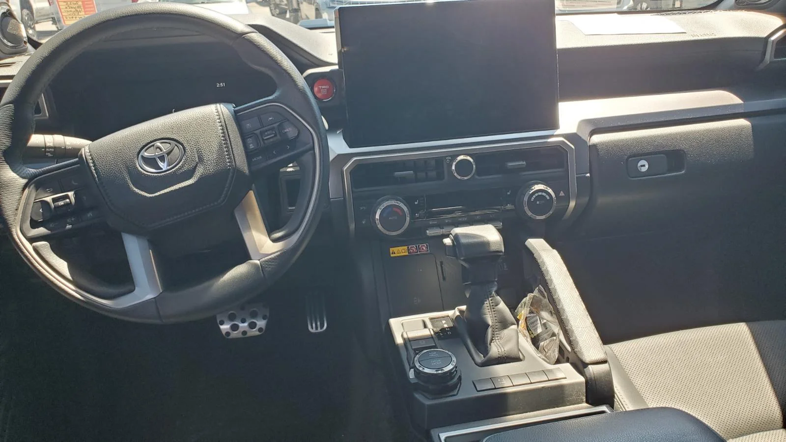 Used 2025 Cutting Edge Toyota SR5 image 7