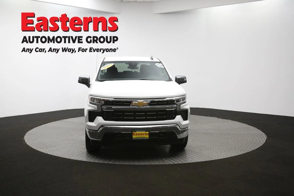 Used 2022 White Chevrolet LT image 52