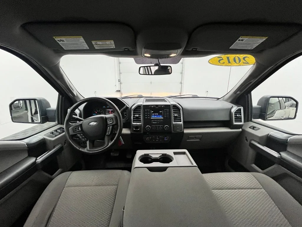 Used 2015  Ford XLT image 4