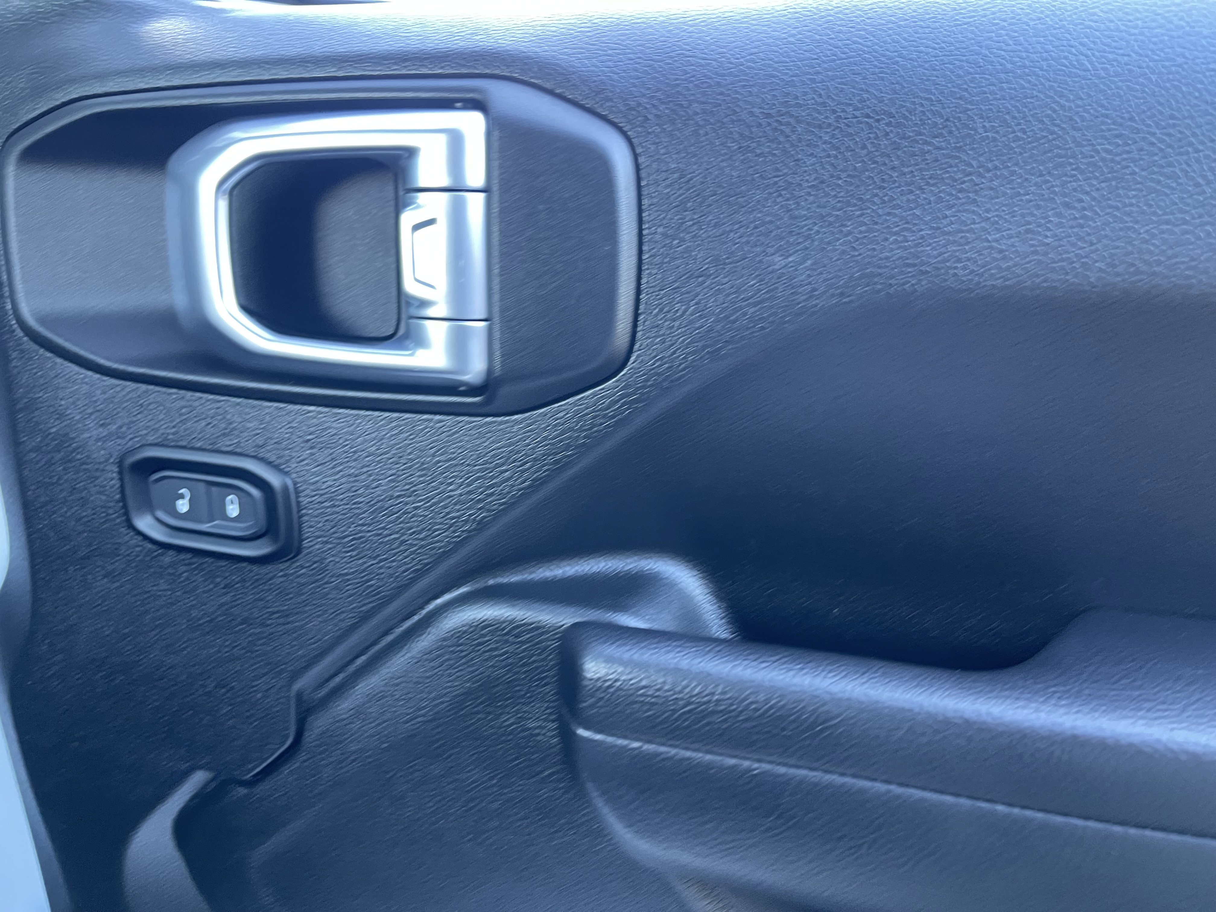 Used 2024 White/off-white Jeep Rubicon 4xe image 26