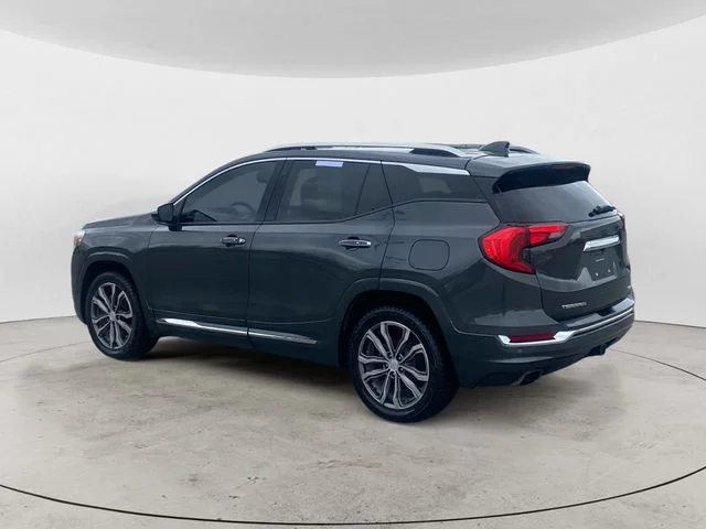 Used 2018 Gray GMC Denali image 3