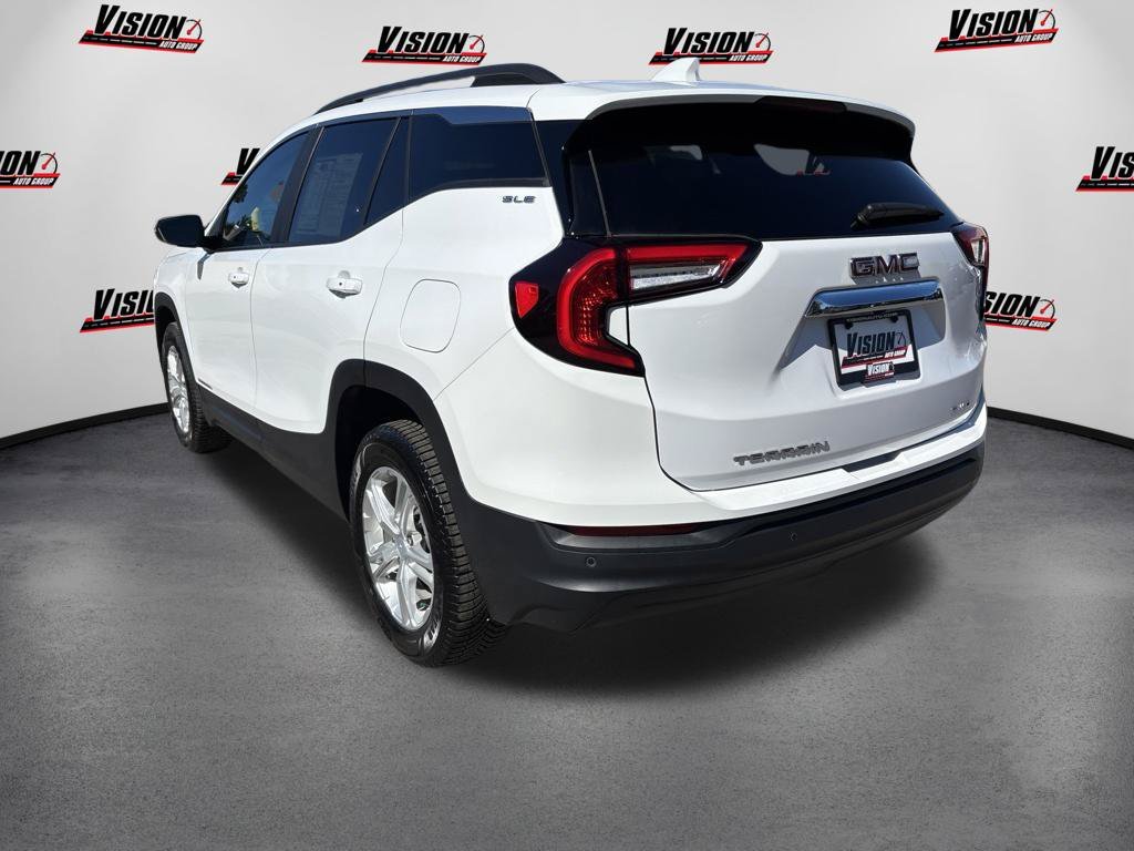 Used 2023 White GMC SLE image 7