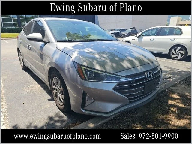 Used 2020 Silver Hyundai SE image 1