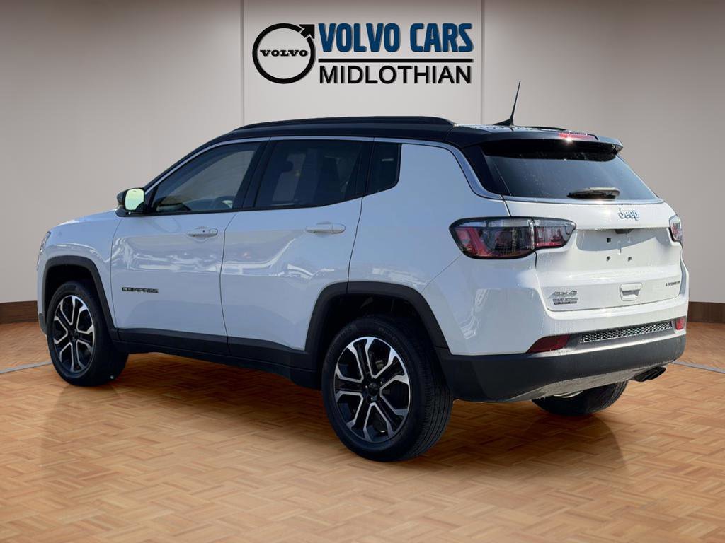 Used 2022 Bright White Clearcoat Jeep Limited image 22