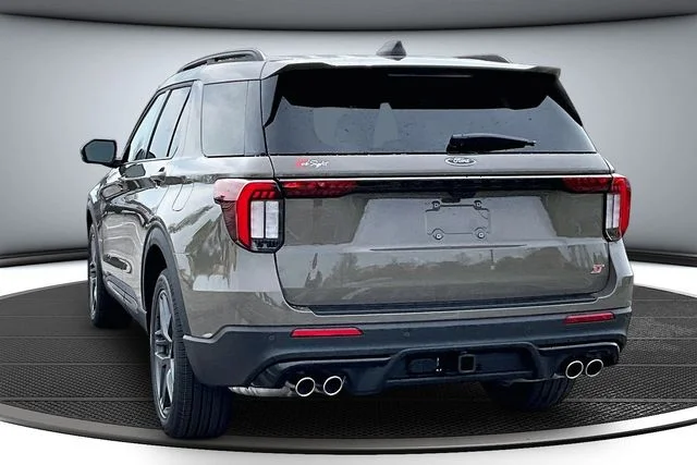 New 2026 Marsh Gray Ford ST image 3
