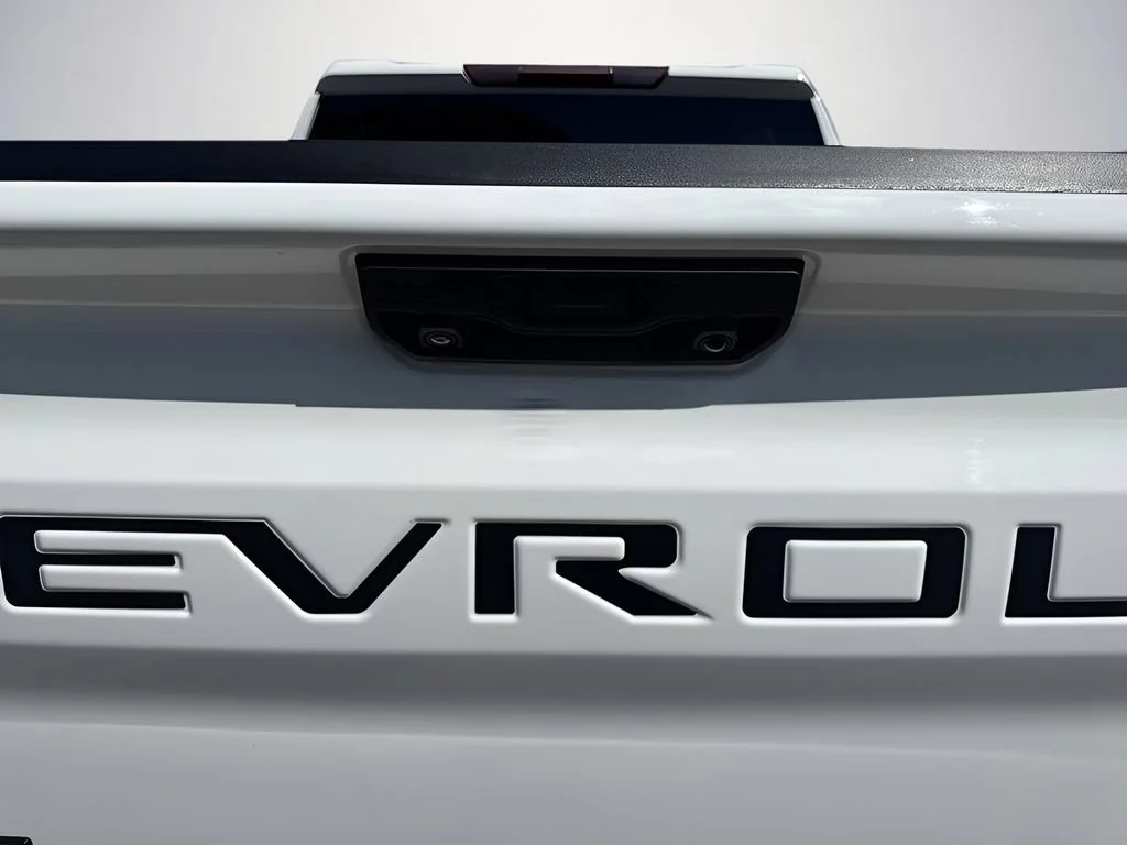 Used 2024 Summit White Chevrolet Custom image 31