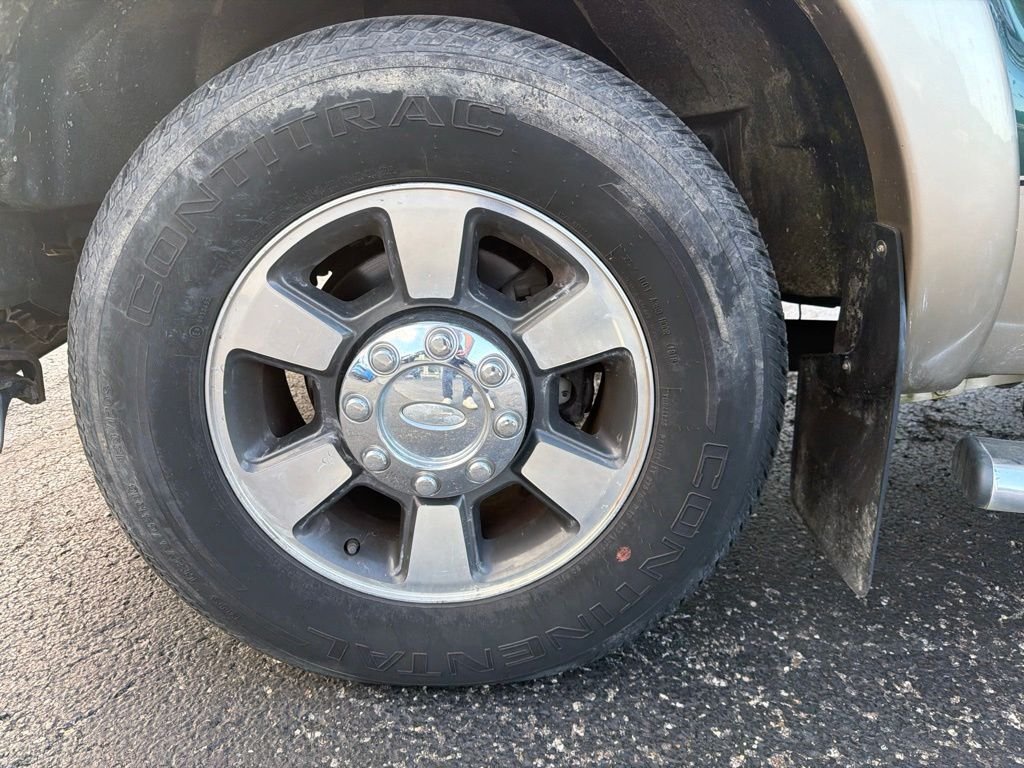 Used 2011 Forest Green Metallic Ford Lariat image 27