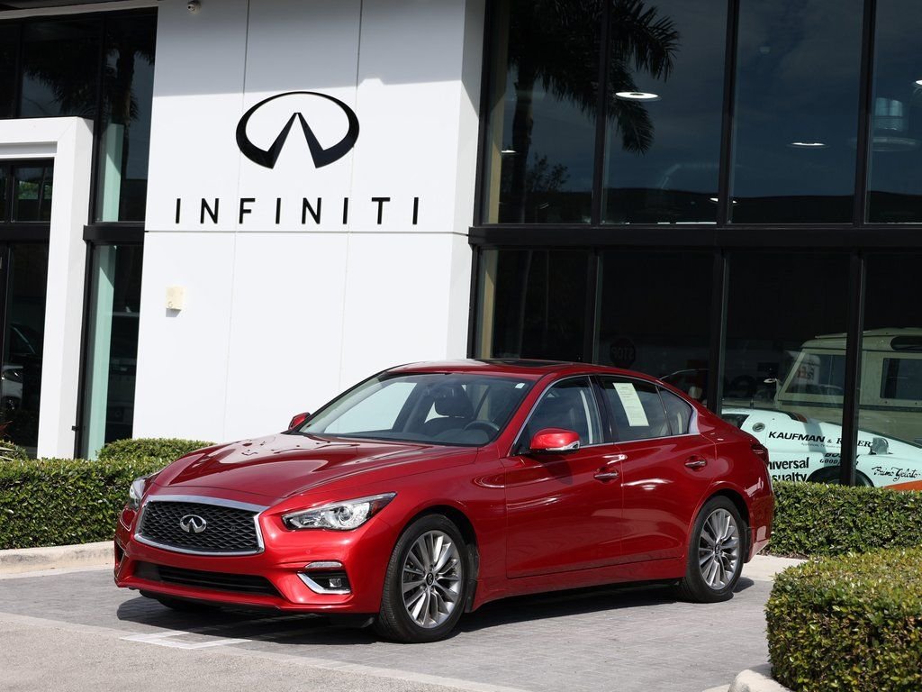 2023 INFINITI Q50
