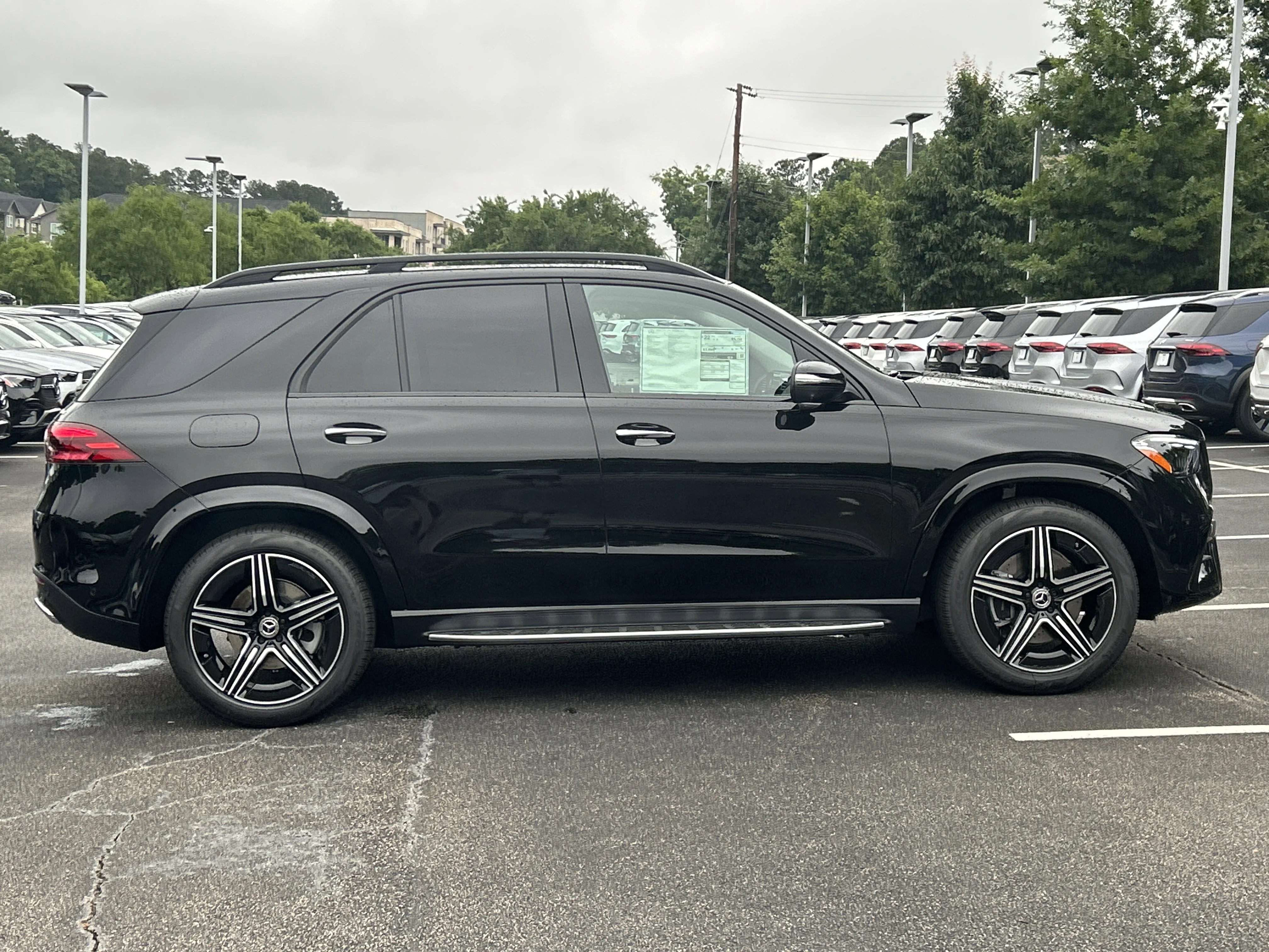 New 2026 Obsidian Black Metallic Mercedes-Benz GLE 350 4MATIC® SUV image 5