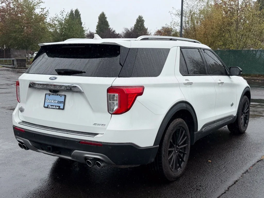 Used 2023 Star White Metallic Tri-Coat Ford King Ranch image 8