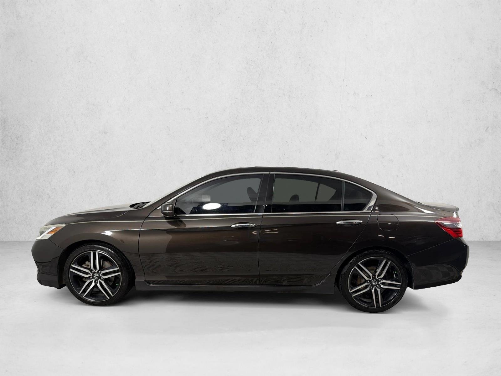 Used 2016 Kona Coffee Metall Honda Touring image 8