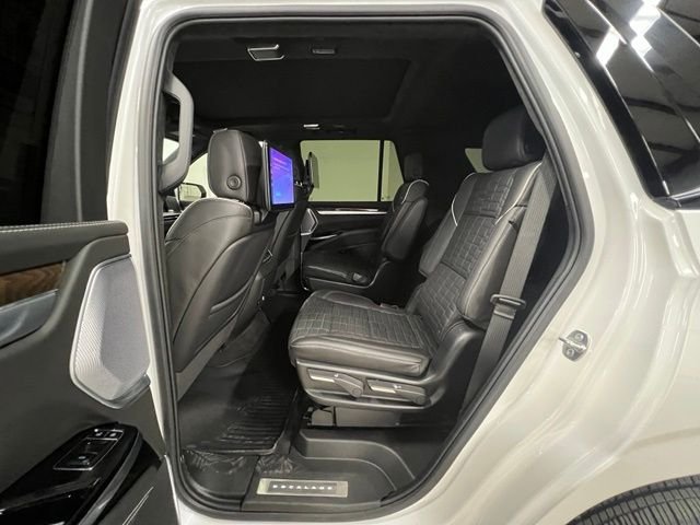 Used 2025 White Cadillac Sport Platinum image 25