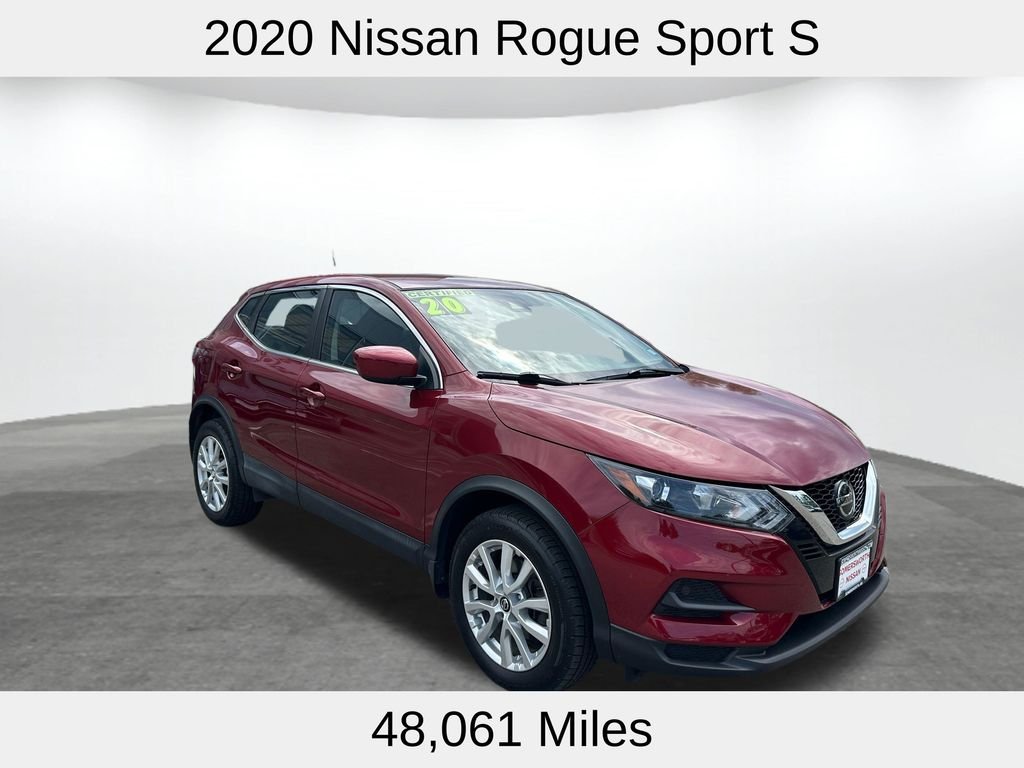 Used 2020 Red Nissan S image 3