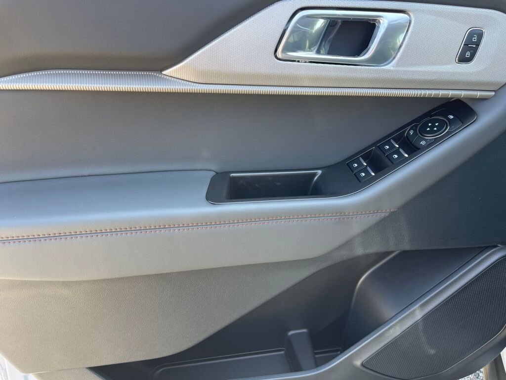 New 2026 Space White Metallic Ford Active w/200A Pkg image 8