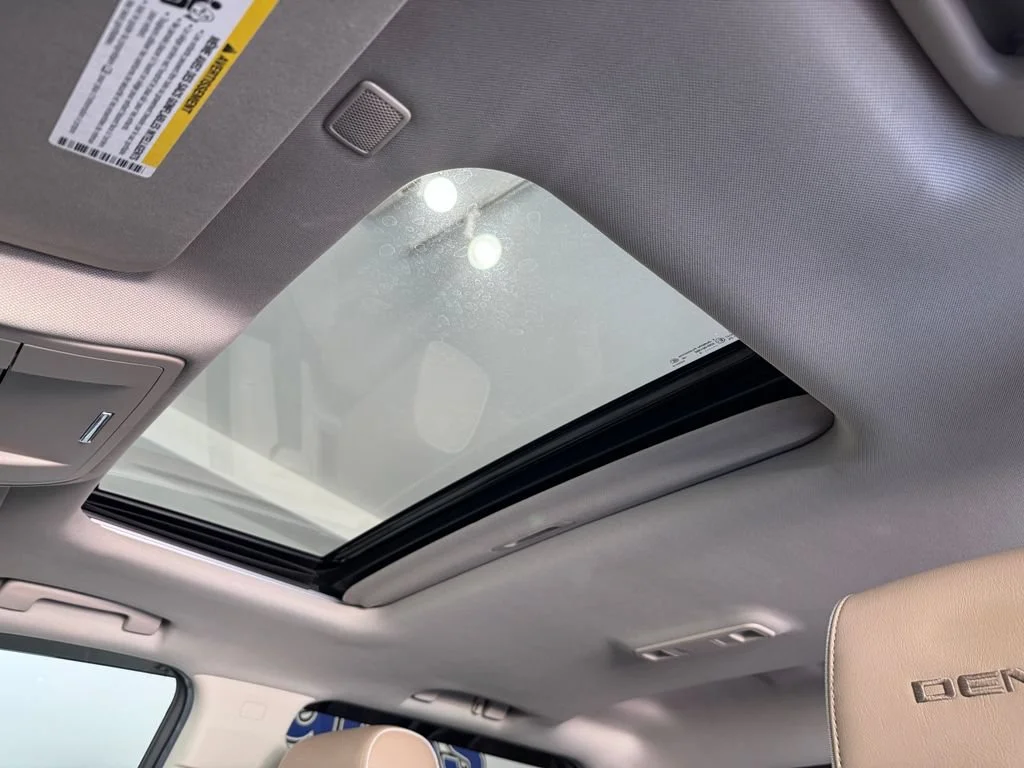 Used 2018 MINERAL METALLIC GMC Denali image 22