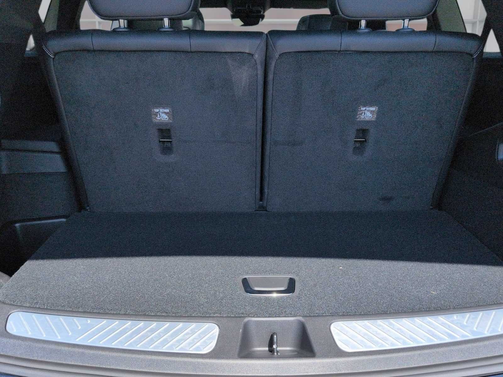 2027 Cadillac VISTIQ Sport - Photo 26