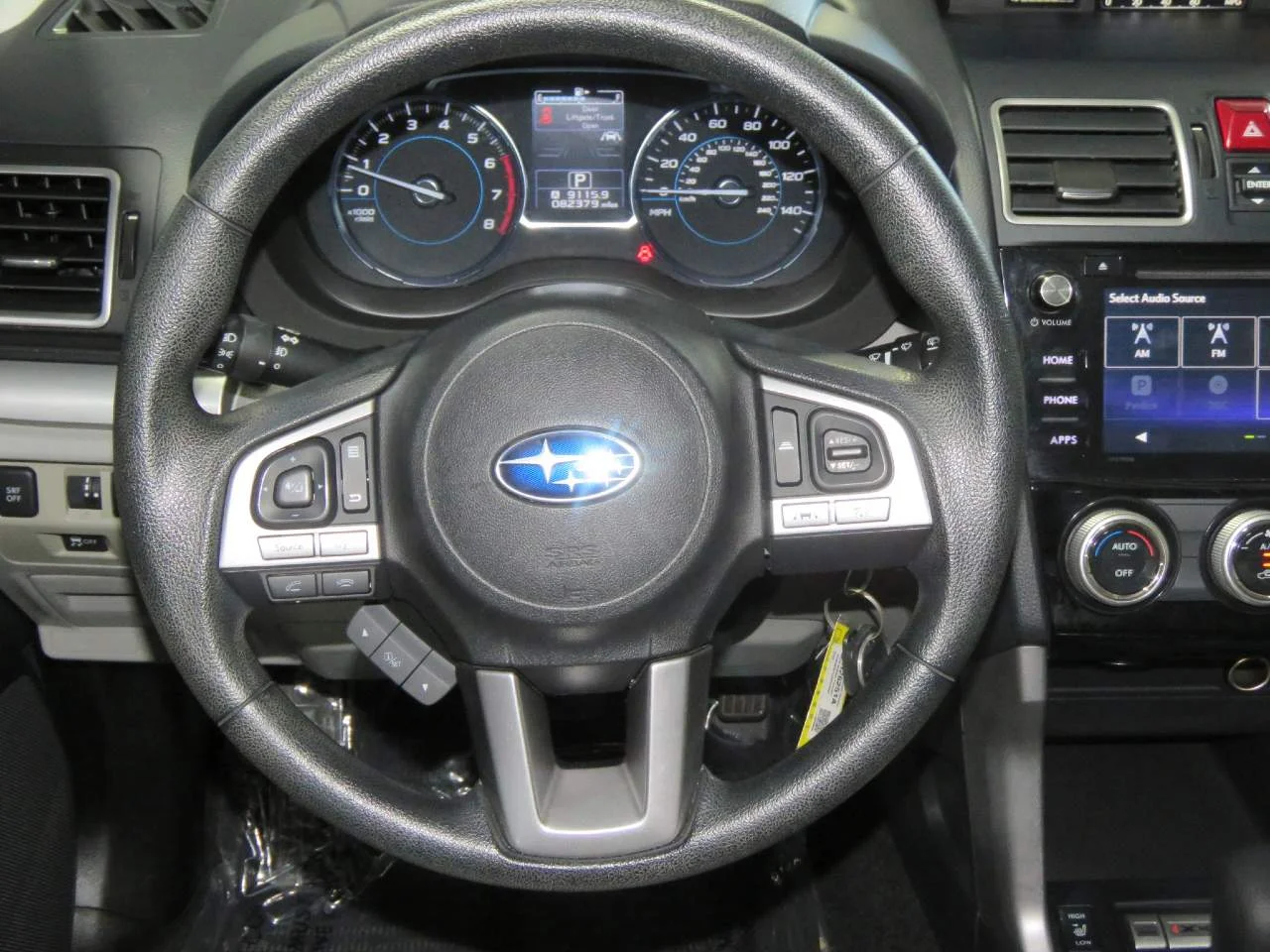 Used 2018 Quartz Blue Pearl Subaru 2.5i Premium image 10