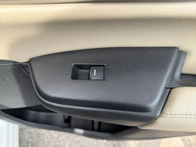 Certified Used 2018 White Honda EX-L image 38