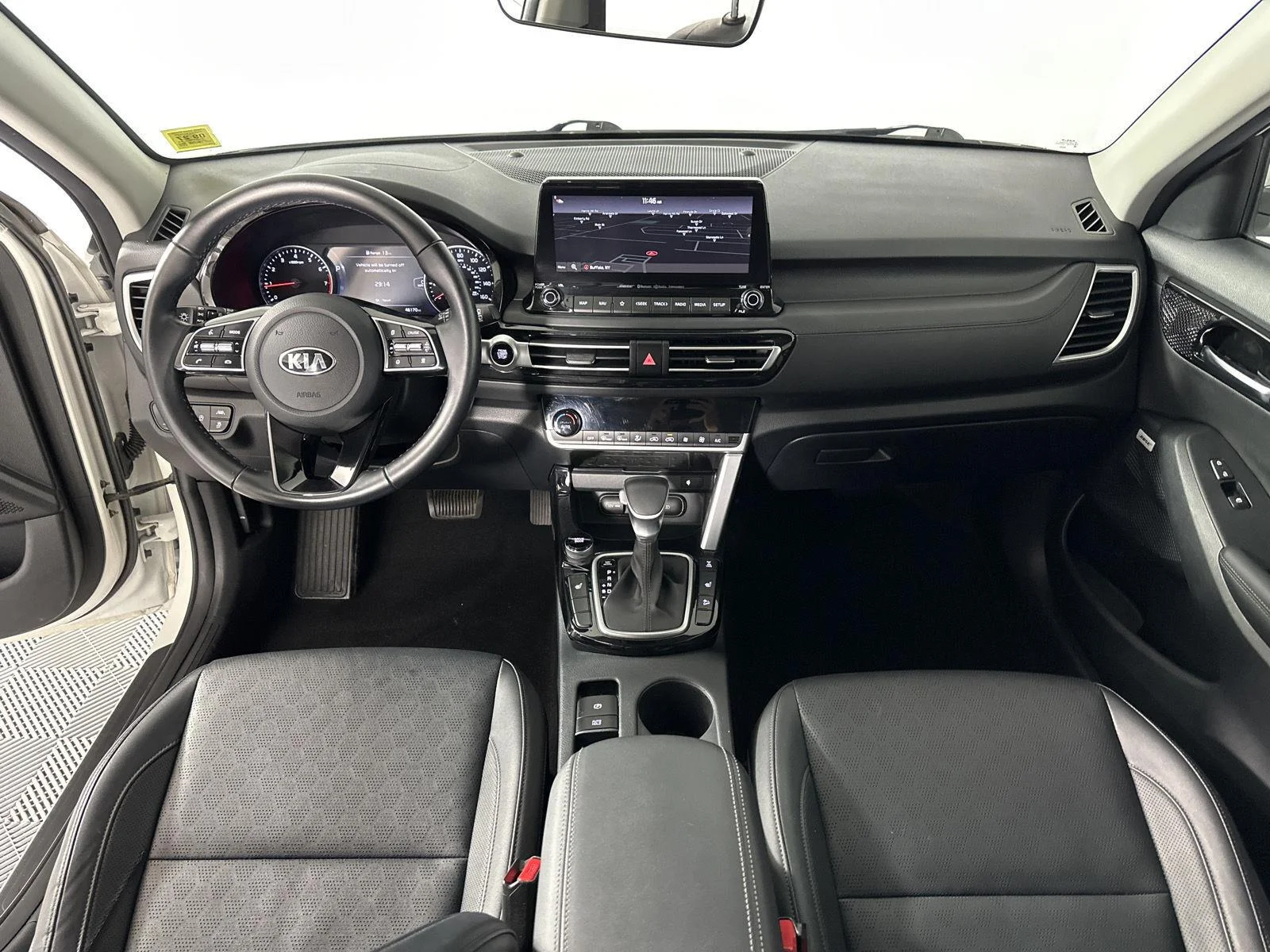 Used 2021 Snow White Pearl Kia SX Turbo image 21