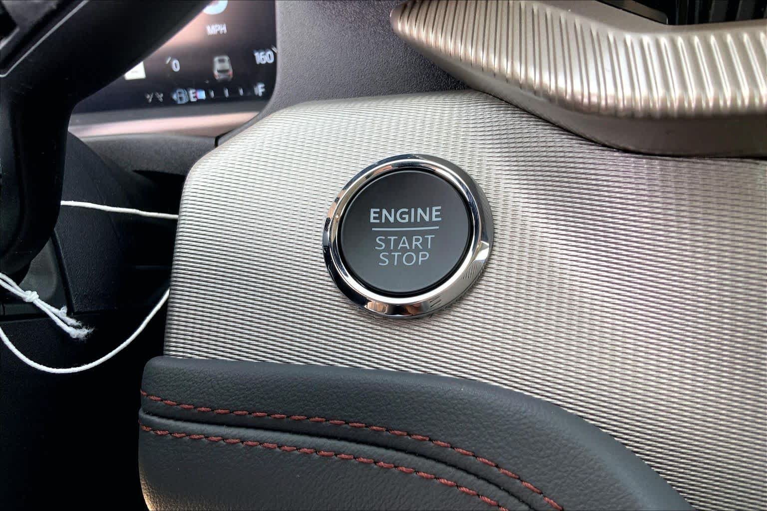 New 2026 Star White Metallic Tri-Coat Ford Active image 16