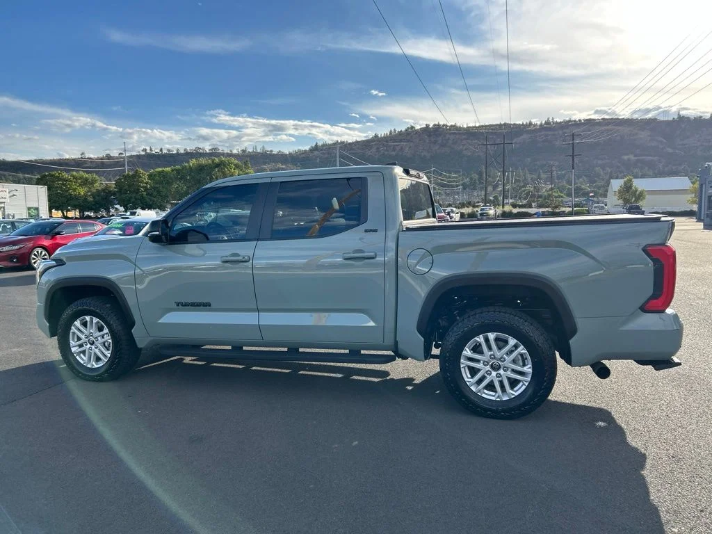 Used 2025 Lunar Toyota SR5 image 10
