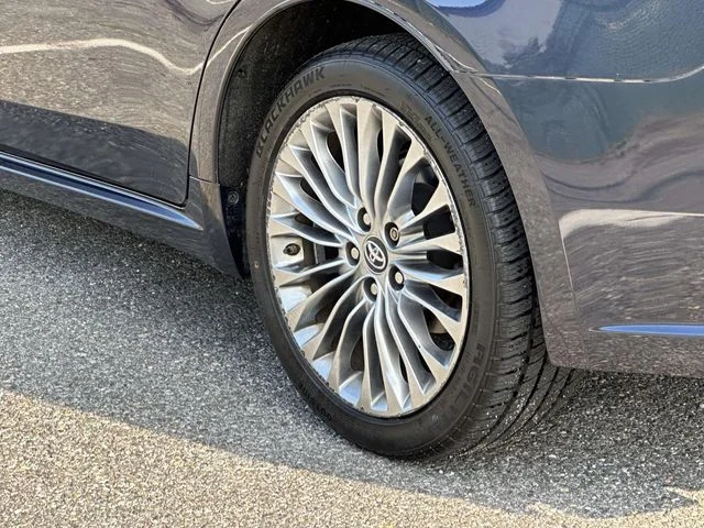 Used 2018 Beige Toyota Limited image 12