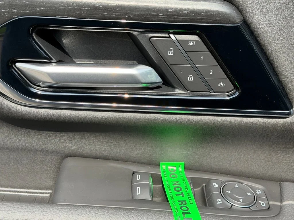 2026 GMC Yukon XL Denali - Photo 22