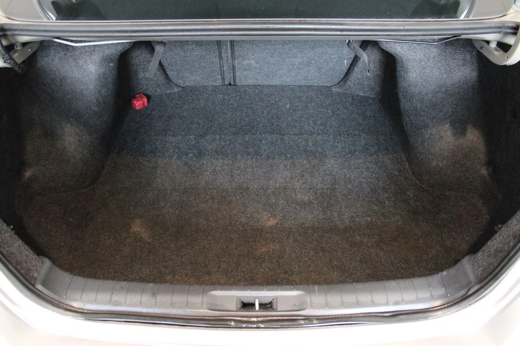 Used 2014 Saharan Stone Nissan 2.5 S image 15