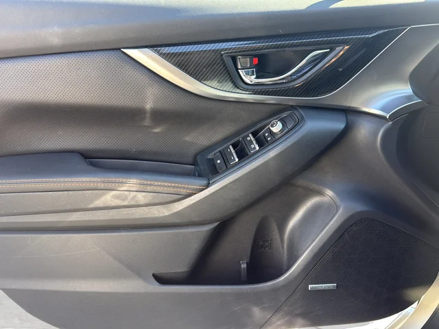 Used 2019 White Subaru 2.0i Limited image 29