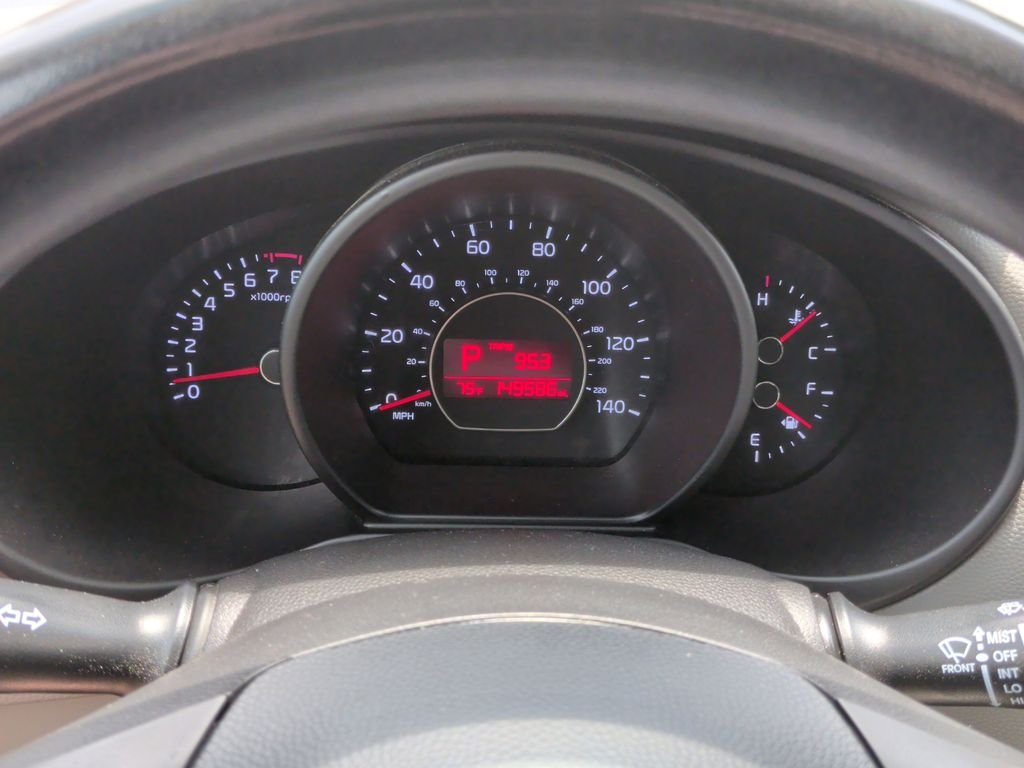 Used 2017 Silver Kia Base image 15