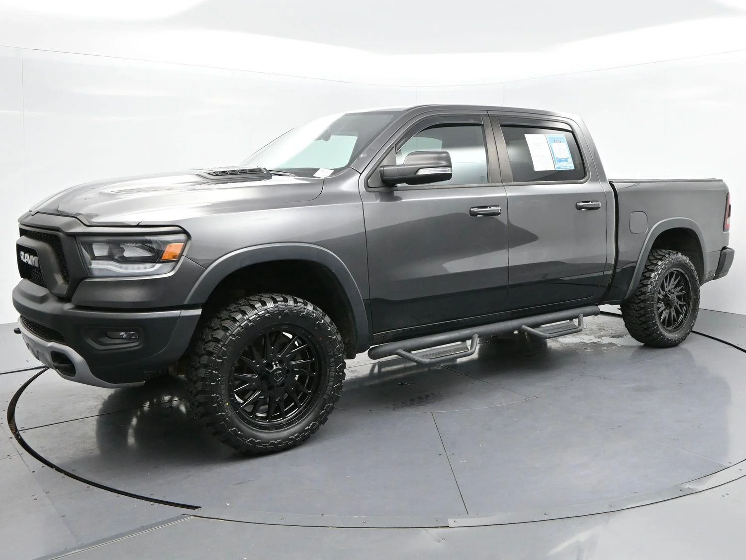 Used 2020 Granite Crystal Metallic Clearcoat Ram Rebel image 4