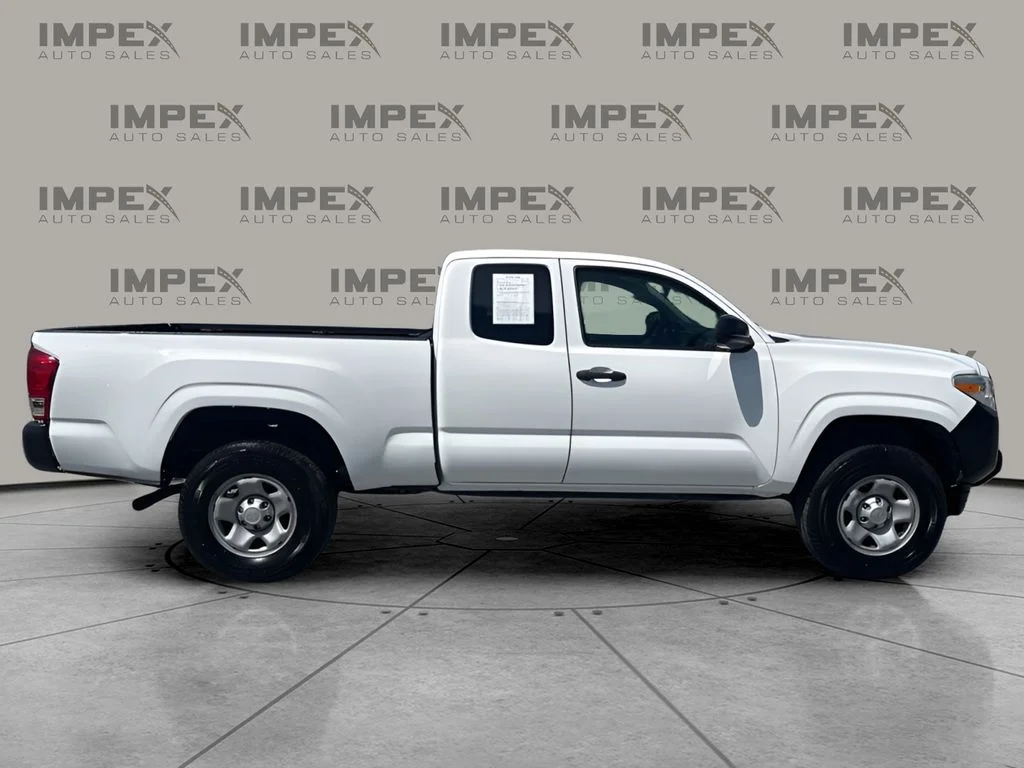 Used 2019 White Toyota SR image 6
