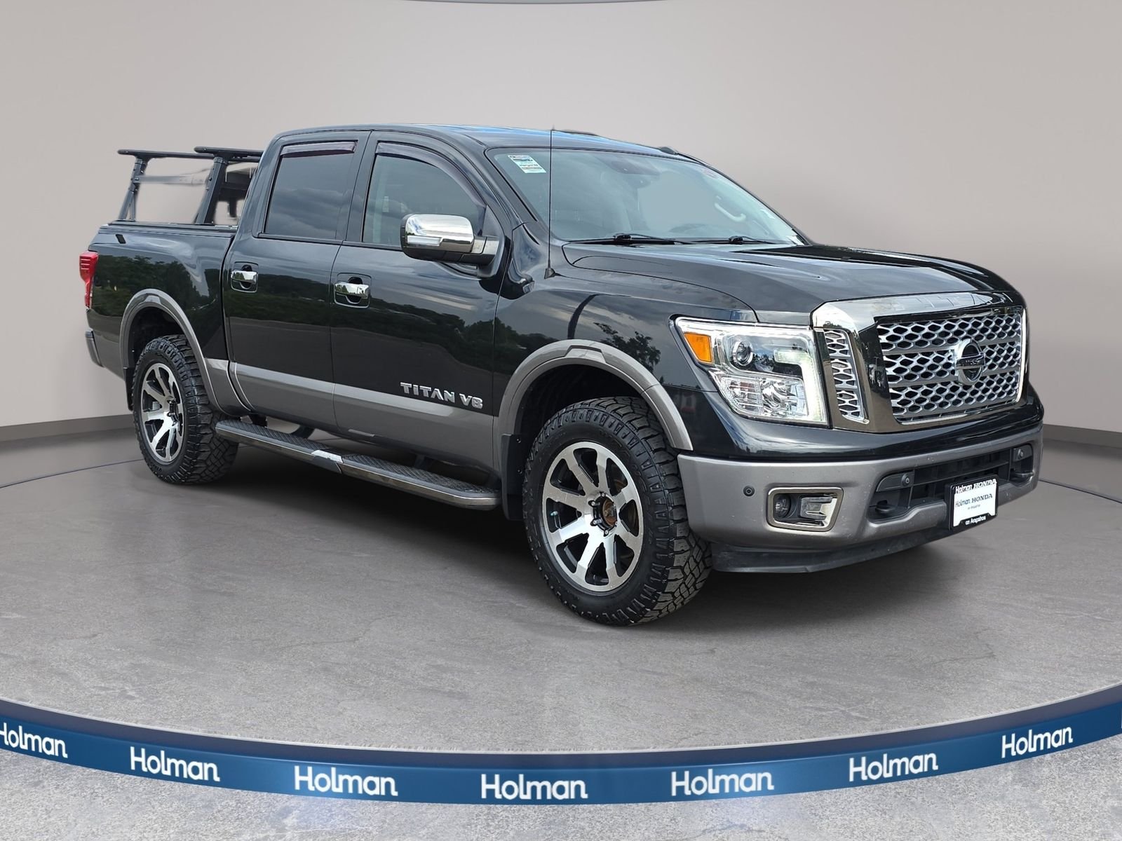 Used 2018 Black Nissan Platinum Reserve image 4