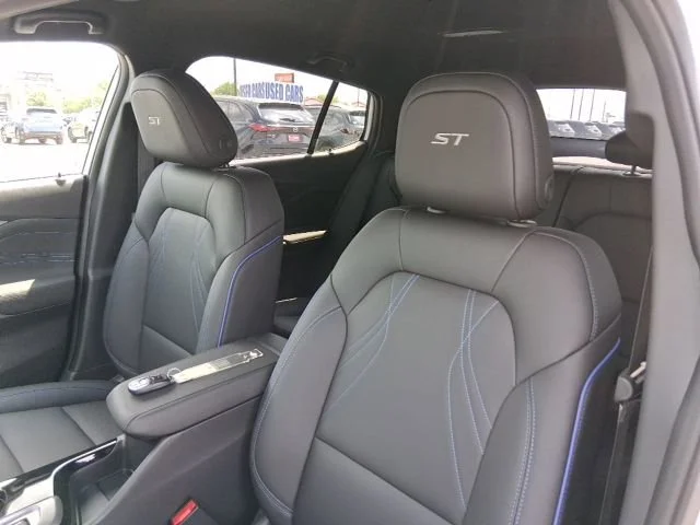 2026 Buick Envista Sport Touring - Photo 14
