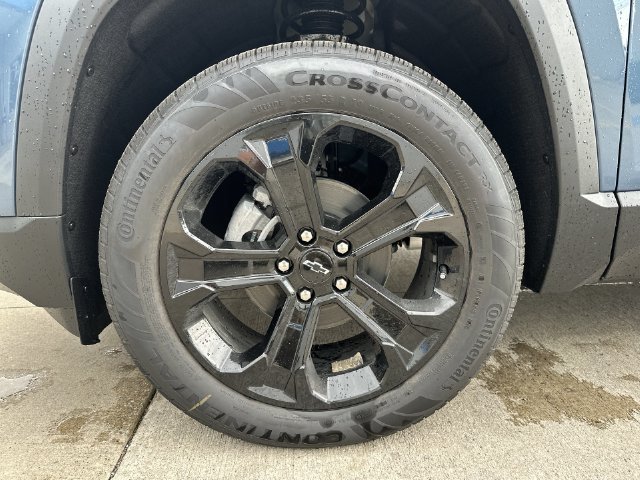 2027 Chevrolet Equinox LT - Photo 11