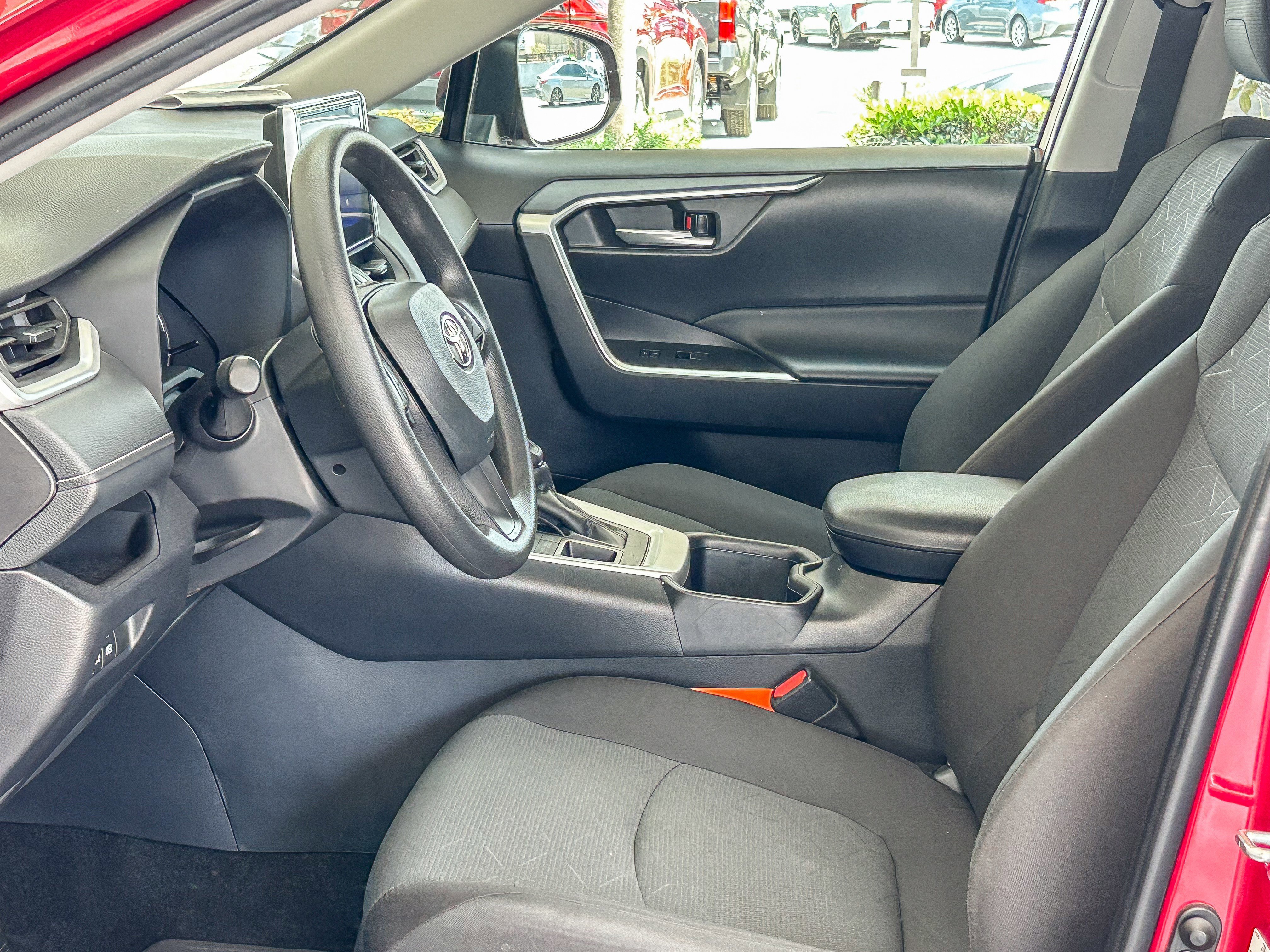 Used 2025 RUBY FLARE PEARL TOYOTA TRUCK XLE image 17